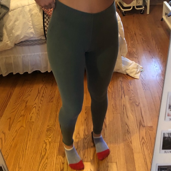 Green Nike Women’s leggings - Picture 3 of 4
